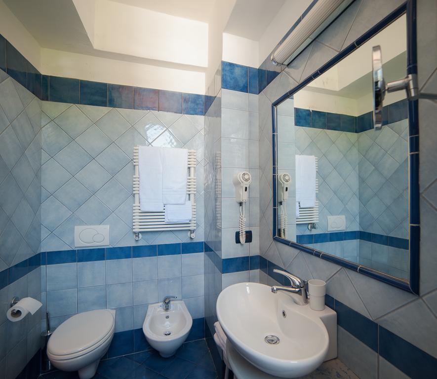 Hotel Villa Hermosa Ischia Ngoại thất bức ảnh