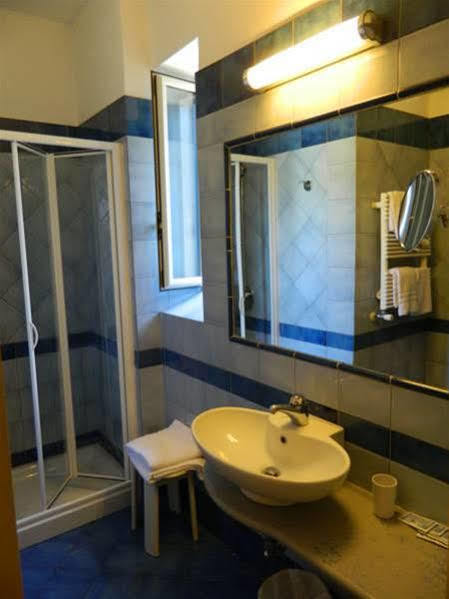 Hotel Villa Hermosa Ischia Ngoại thất bức ảnh